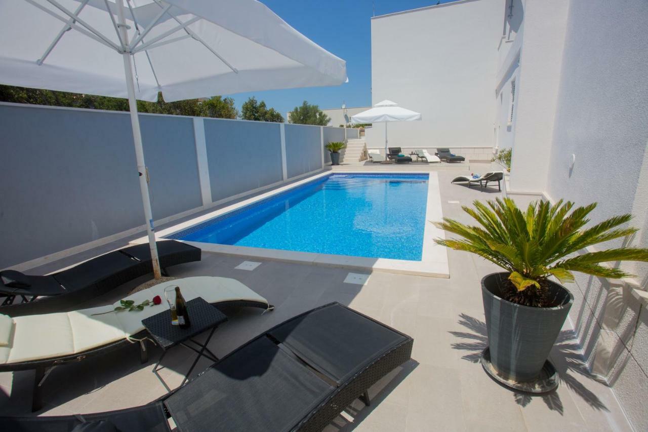 Hotel Paradise Punta Nečujam Eksteriør bilde