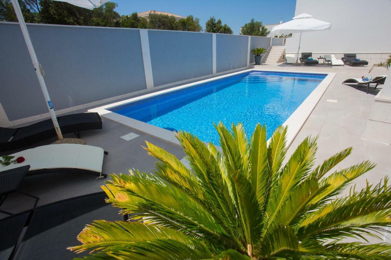 Hotel Paradise Punta Nečujam Eksteriør bilde